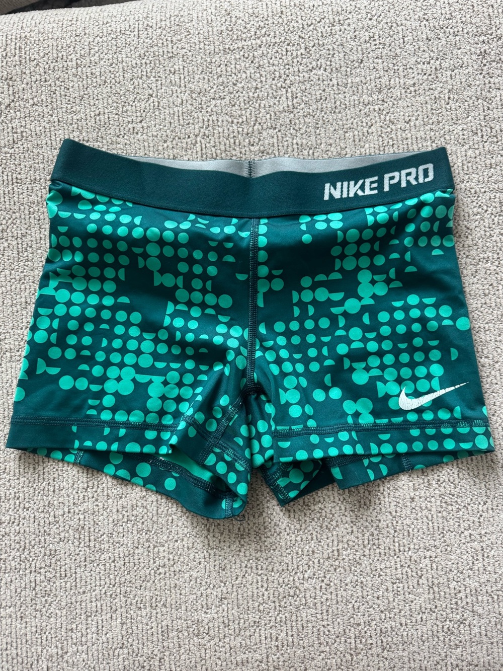 Nike Pro Shorts - Teal Green Dot